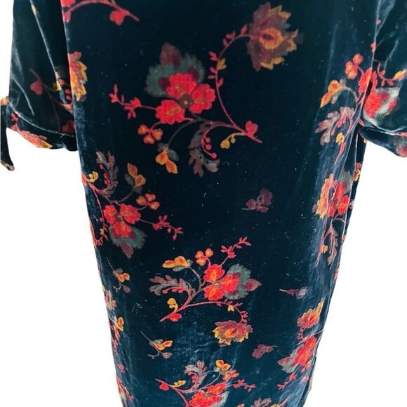 Ann Taylor LOFT Velvet floral print split sleeve shift mini dress size S. - Picture 6 of 10